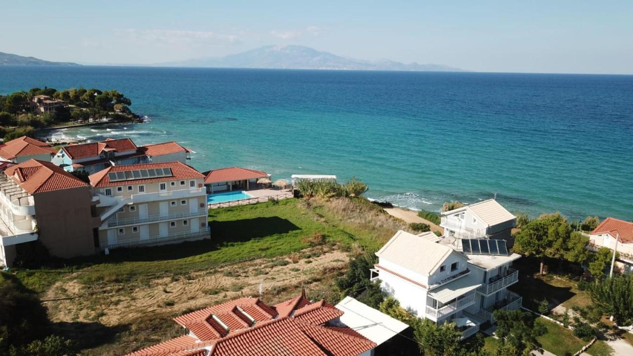 Villa Antonis Deluxe Apartments アモウディ エクステリア 写真