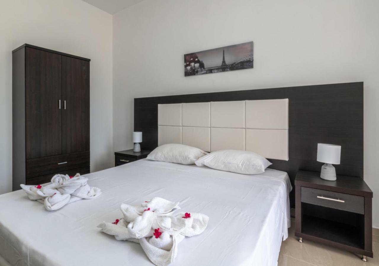 Villa Antonis Deluxe Apartments アモウディ エクステリア 写真