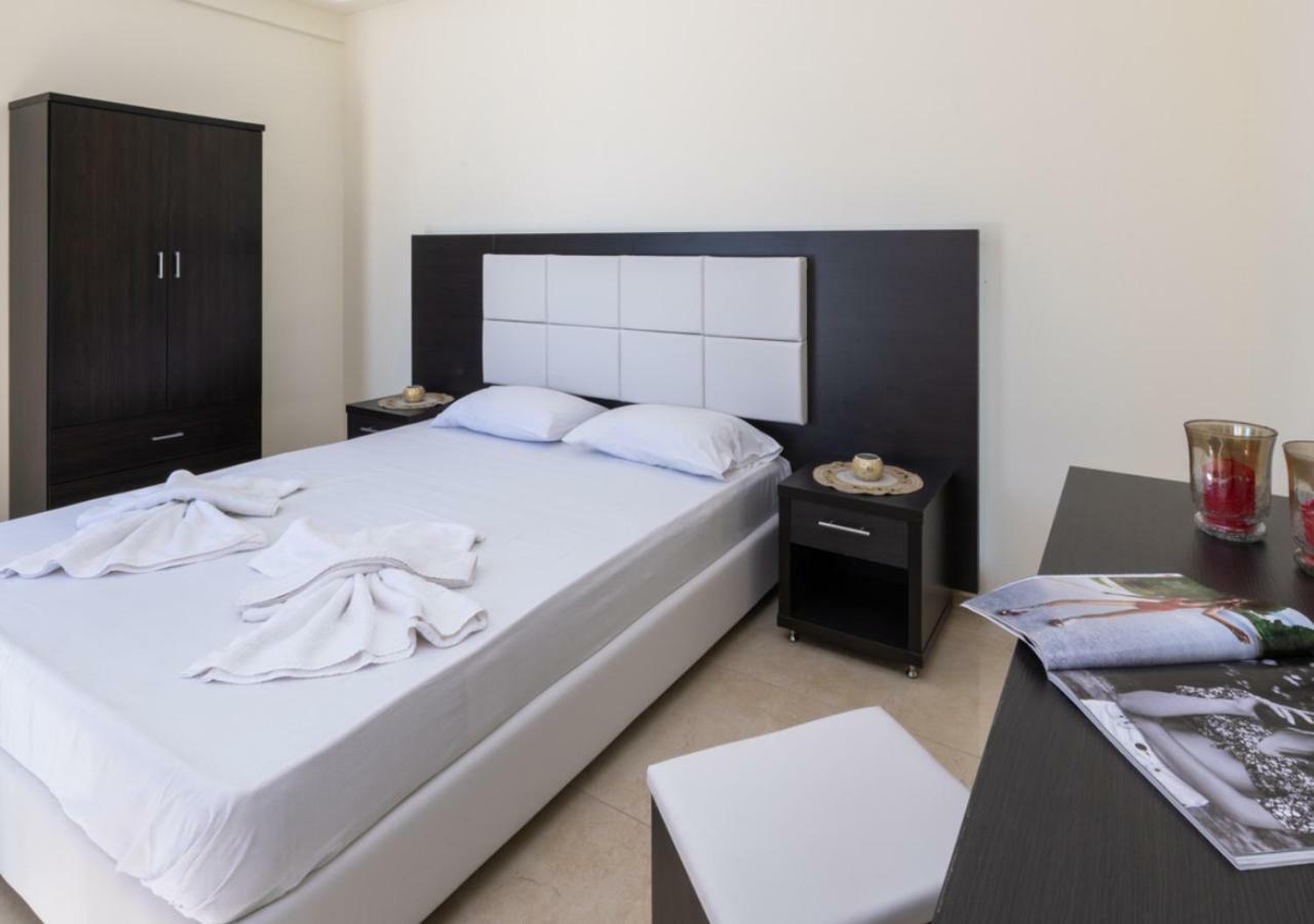Villa Antonis Deluxe Apartments アモウディ エクステリア 写真