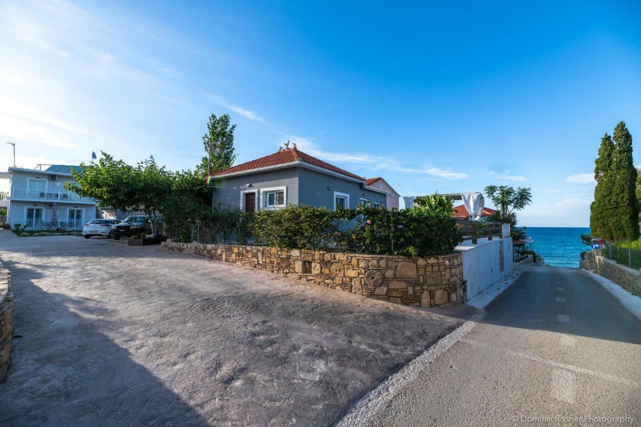 Villa Antonis Deluxe Apartments アモウディ エクステリア 写真